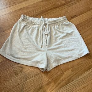 Aritzia Wilfred Free lounge shorts